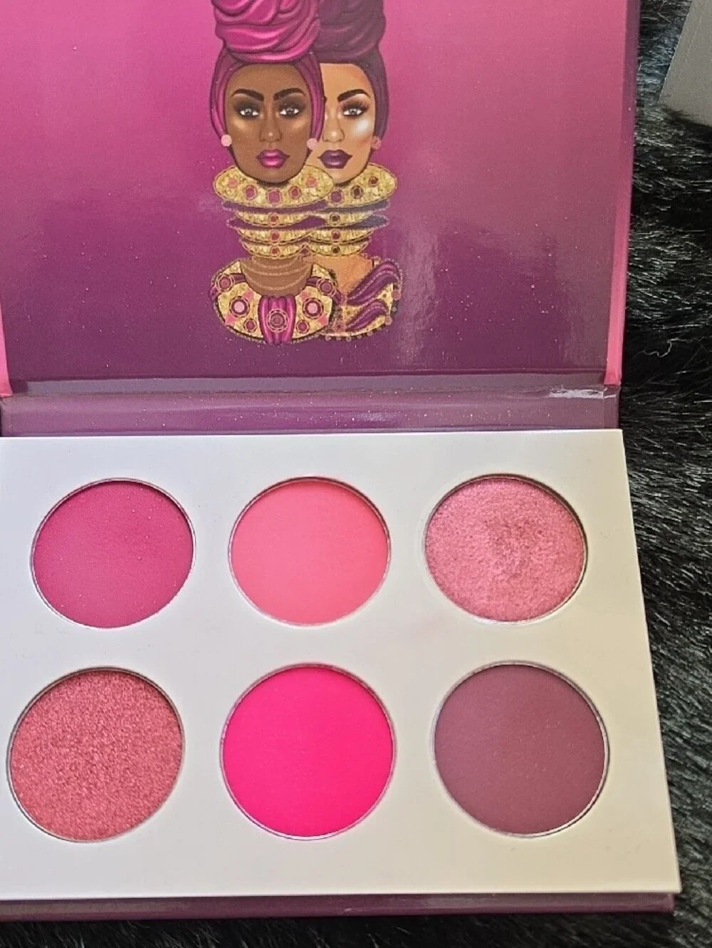 Juvia's Place The Berries Eyeshadow Palette - Pink and Purple